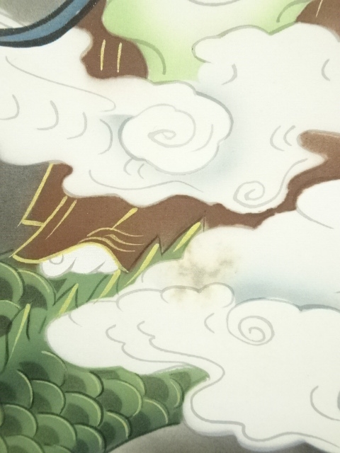 掛け軸 紫雲 龍雲聖観音 絹本 希少 軸装 茶道具 掛軸 美品 です。 掛け軸 紫雲 龍雲聖観音 絹本 希少 軸装 茶道具 掛軸 美品 です
